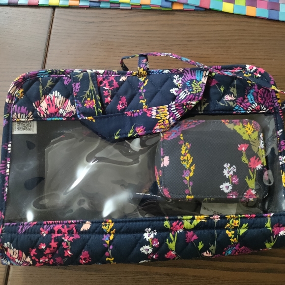 NWT Vera Bradley Travel Bundle in Midnight Wildflowers pattern - Picture 4 of 10